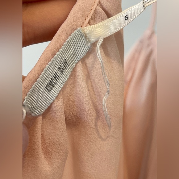 Kimchi Blue top in pink, size small - Picture 5 of 5